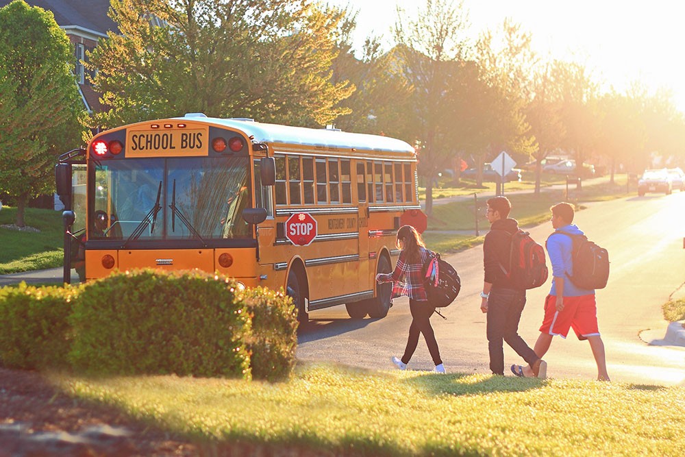 Students going to school bus. Photo 40321643 © Luckydoor | Dreamstime.com