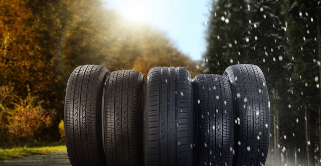 Laissez-nous vous aider à choisir le bon pneu pour la conduite en hiver